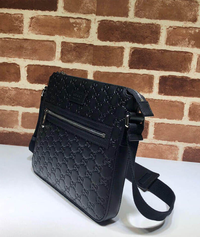 Gucci Signature Messenger