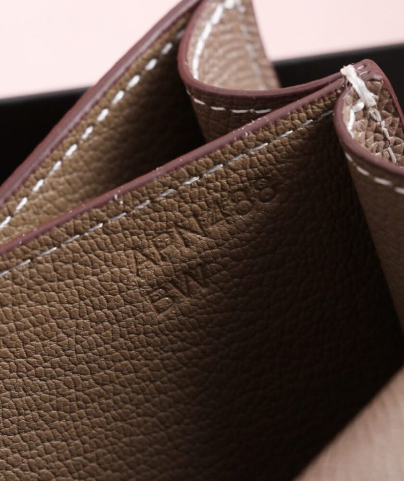 Hermes Constance 24