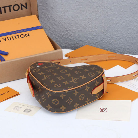 LV Game On Coeur LV Game On Coeur
