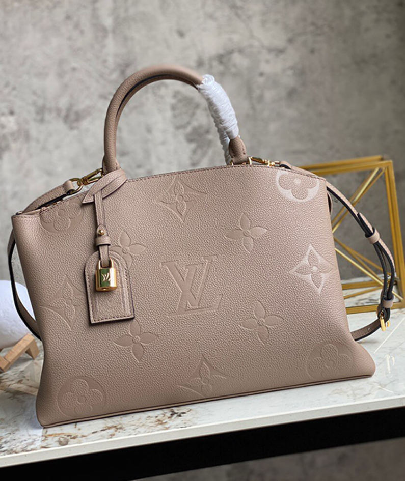 Louis Vuitton GRAND PALAIS
