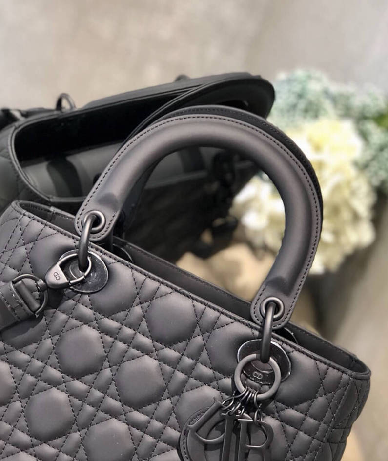 MEDIUM LADY DIOR BAG