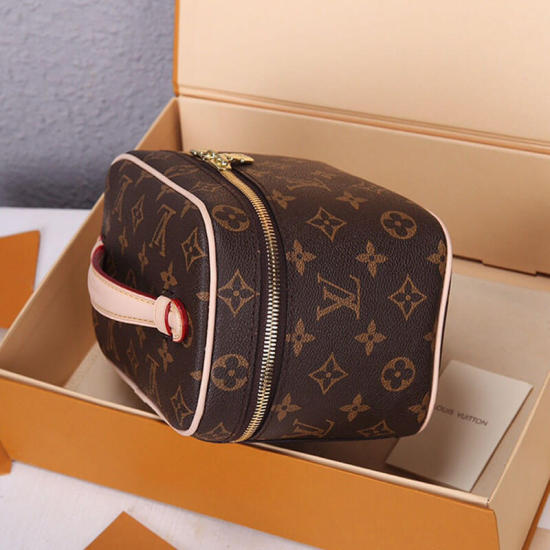 LV Nice Mini Toiletry Pouch LV Nice Mini Toiletry Pouch
