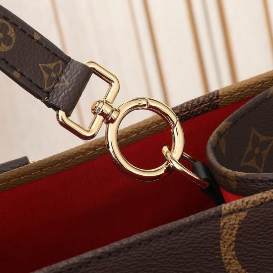 LV OnTheGo Voyage LV OnTheGo Voyage