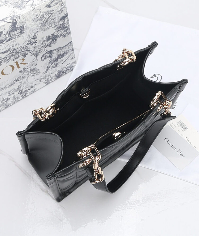 SMALL DIOR ESSENTIAL TOTE BAG