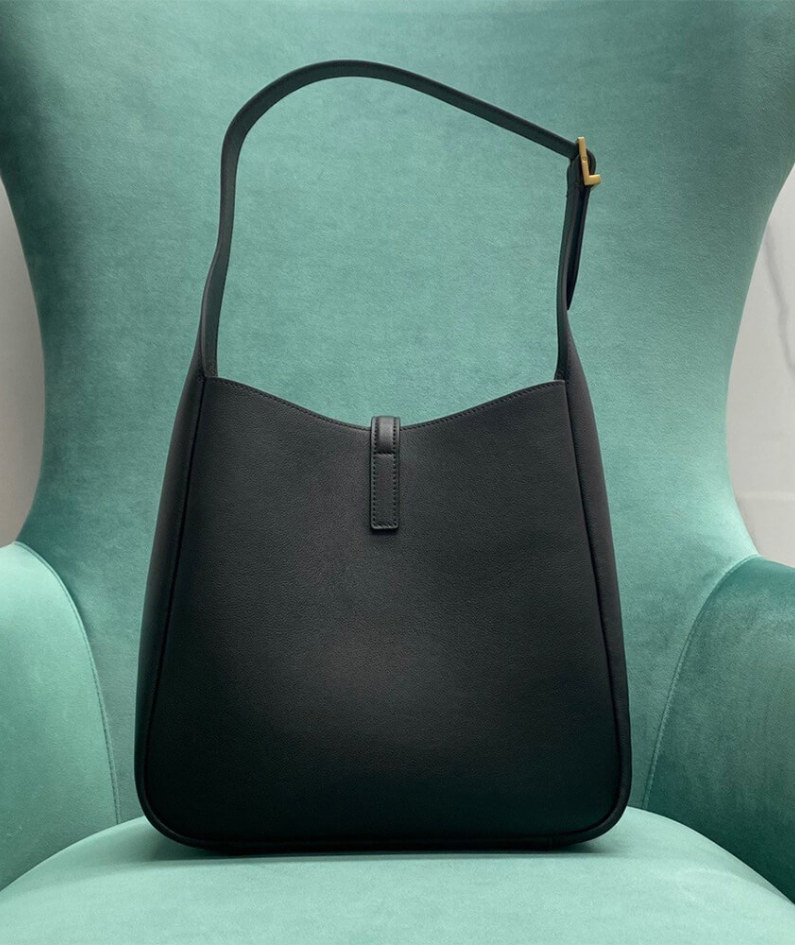 LE 5 à 7 SOFT SMALL IN SMOOTH LEATHER