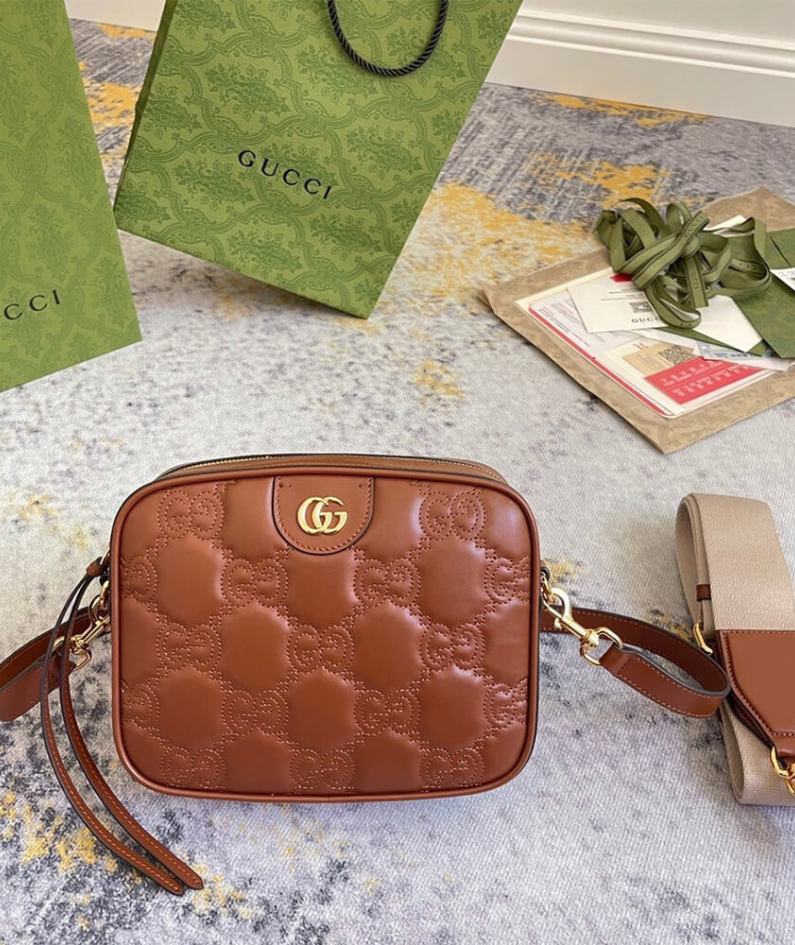 GG Matelassé small bag