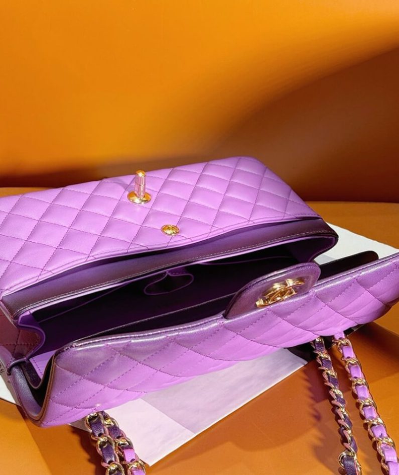 CHANEL CLASSIC 11.12 HANDBAG(high-end grade)