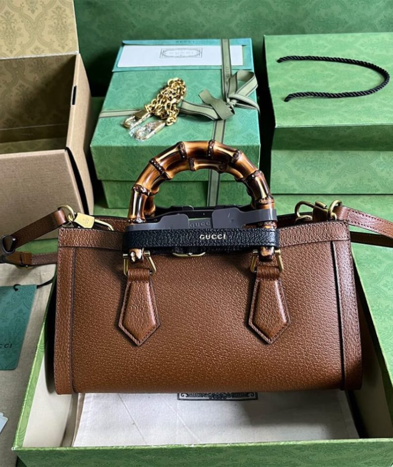 GUCCI DIANA SMALL SHOULDER BAG