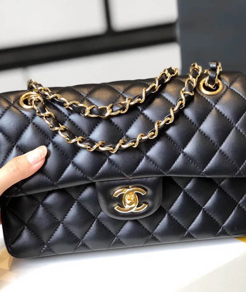 Chanel SMALL CLASSIC HANDBAG