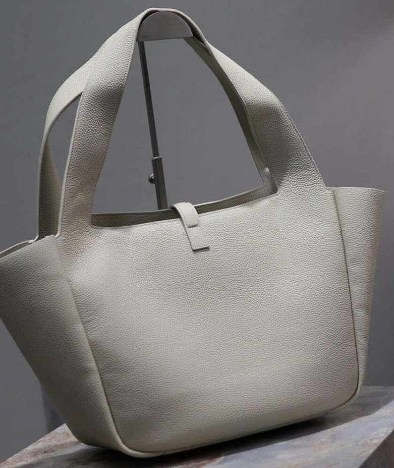 LE 5 A 7 BEA IN GRAINED LEATHER