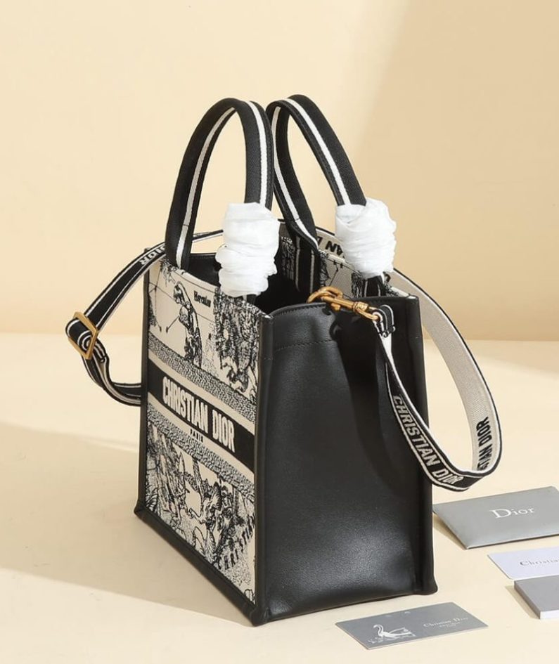 Medium Dior Book Tote