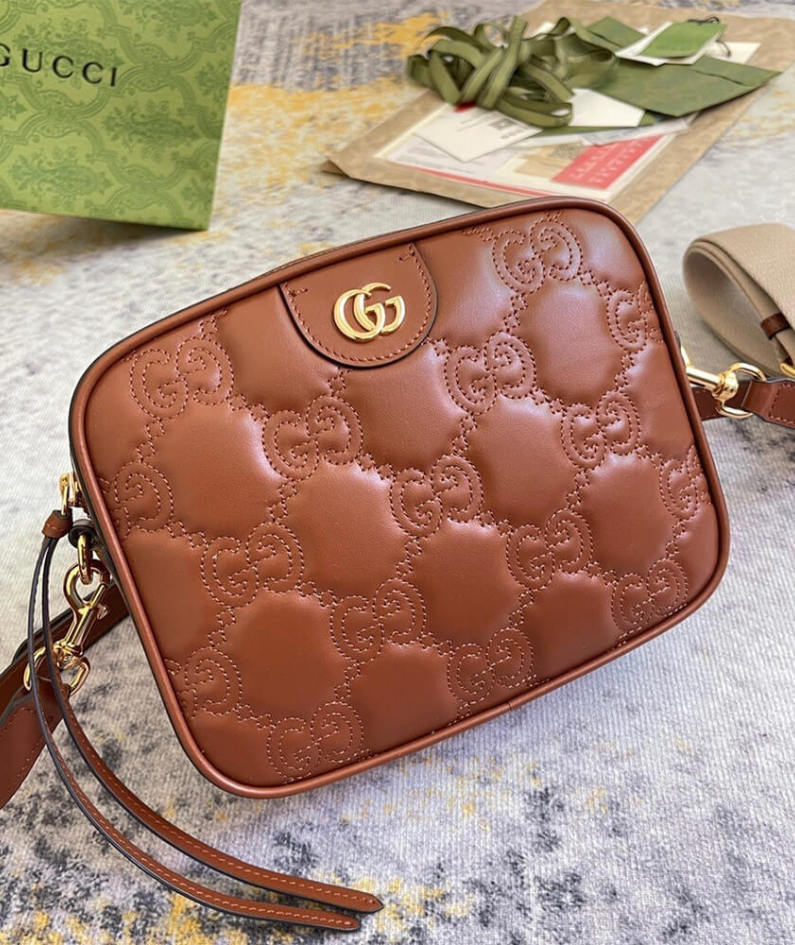 GG Matelassé small bag