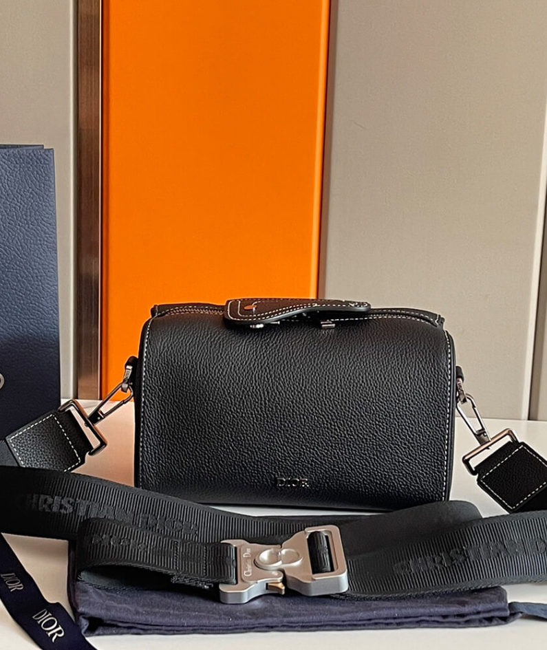 DIOR LINGOT 22 BAG