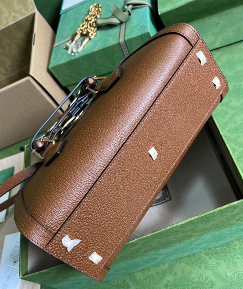 GUCCI DIANA SMALL SHOULDER BAG
