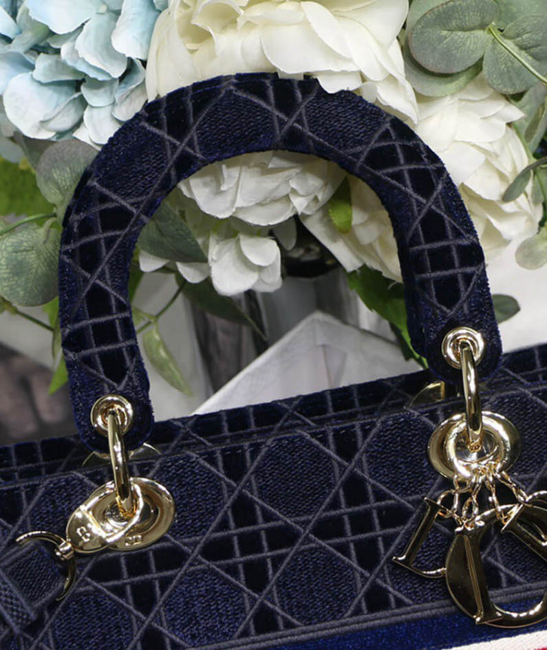 DIOR MEDIUM LADY D-LITE BAG