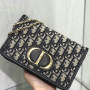 2-IN-1 30 MONTAIGNE POUCH