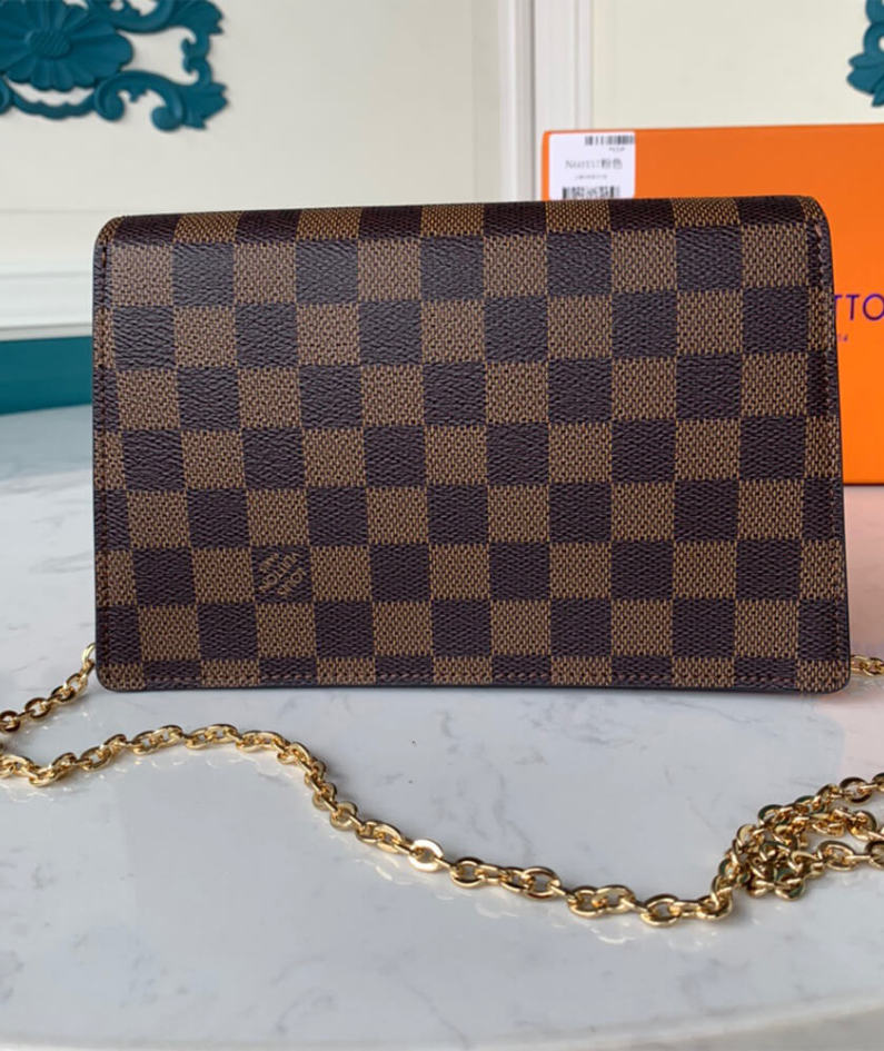 Louis Vuitton CROISETTE CHAIN WALLET