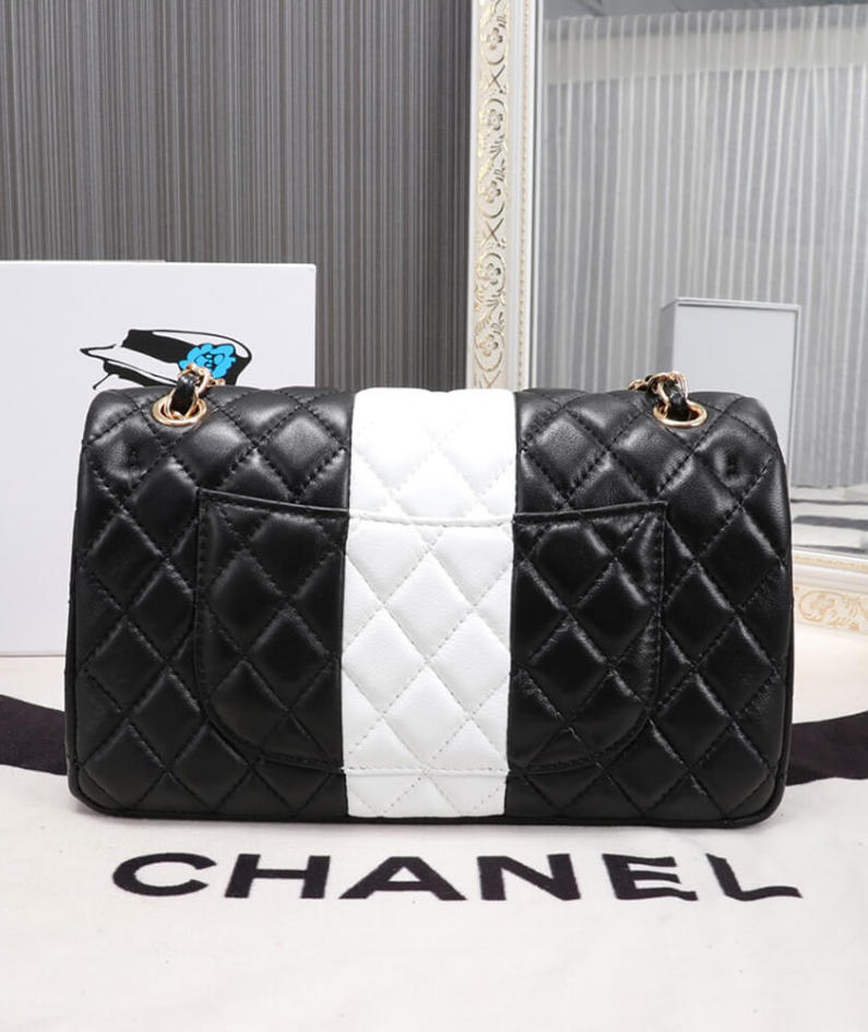 CHANEL CLASSIC HANDBAG