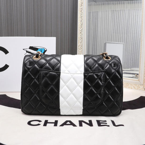 CHANEL CLASSIC HANDBAG CHANEL CLASSIC HANDBAG