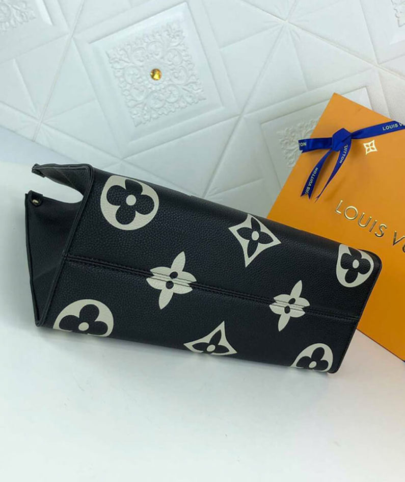Louis Vuitton CRAFTY ONTHEGO GM
