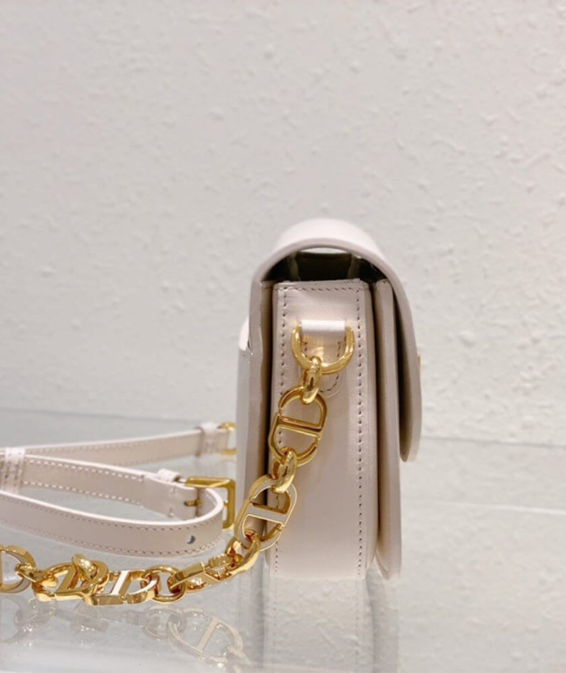 30 MONTAIGNE AVENUE BAG