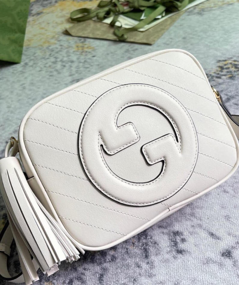 Gucci Blondie small shoulder bag