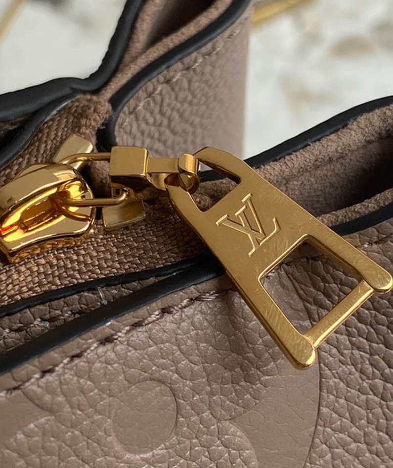 Louis Vuitton GRAND PALAIS