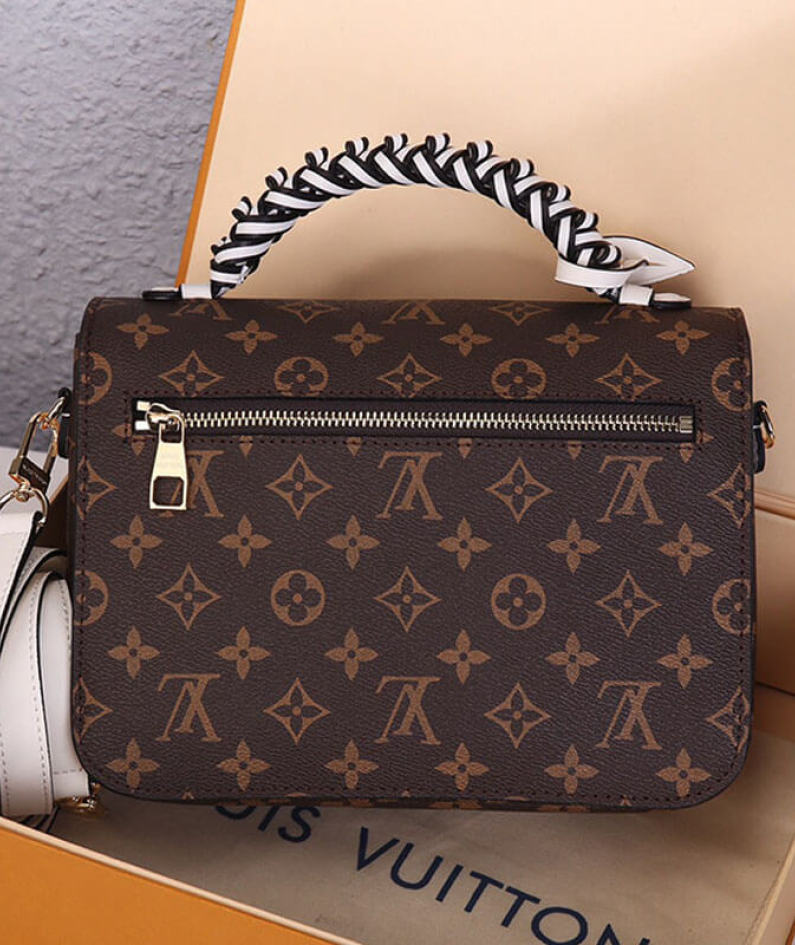 LV Pochette Metis Handbag