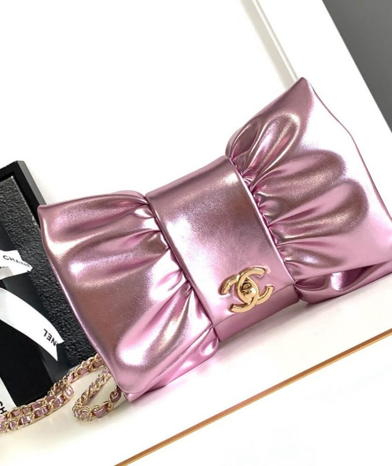 CHANEL Clutch