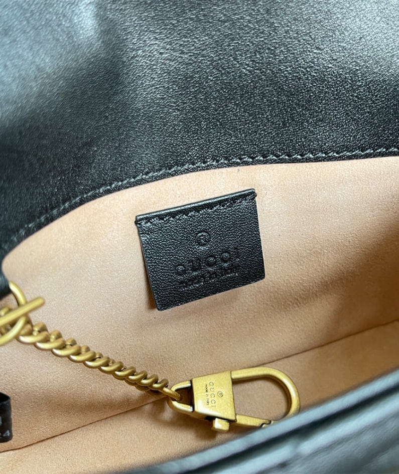 GG Marmont matelasse leather super mini bag