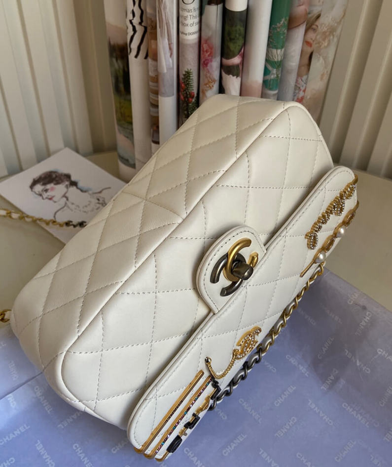 SMALL FLAP BAG