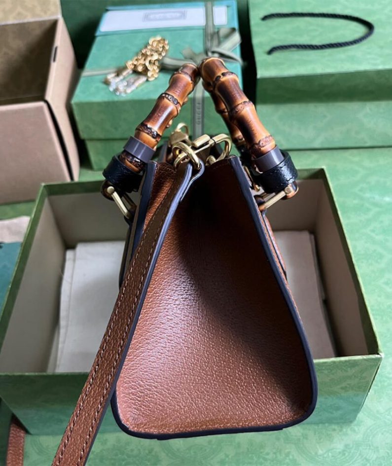 GUCCI DIANA SMALL SHOULDER BAG