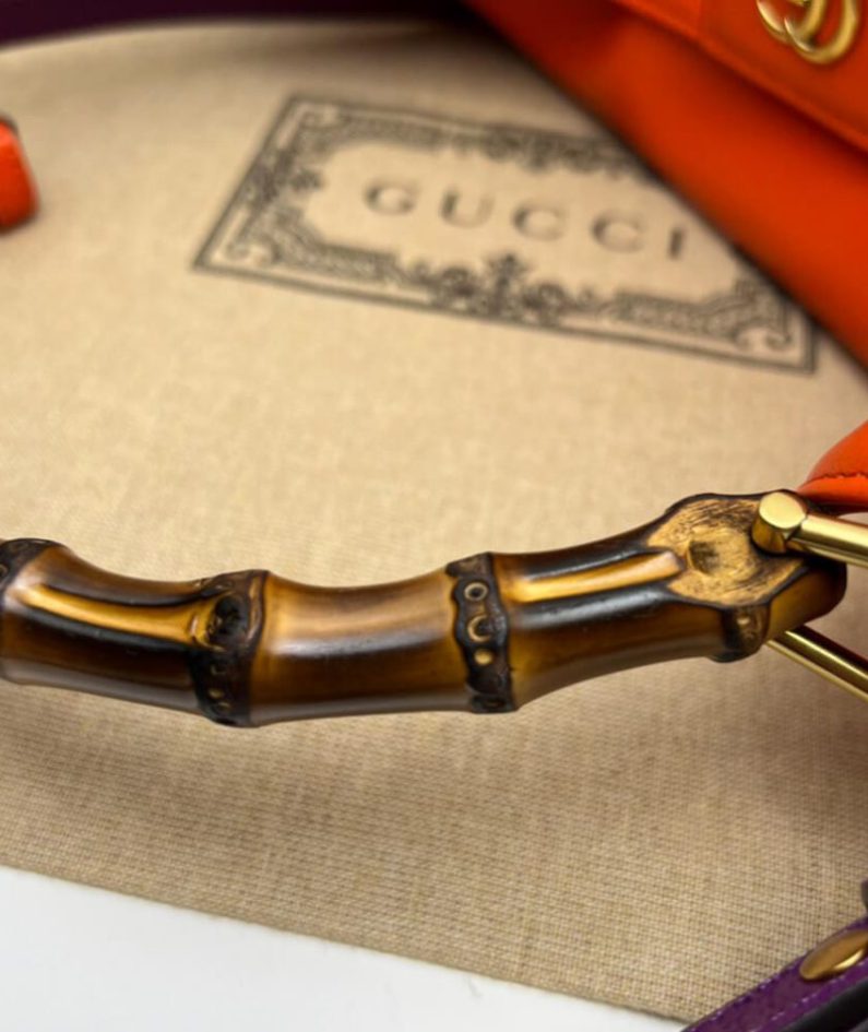 GUCCI DIANA MEDIUM SHOULDER BAG