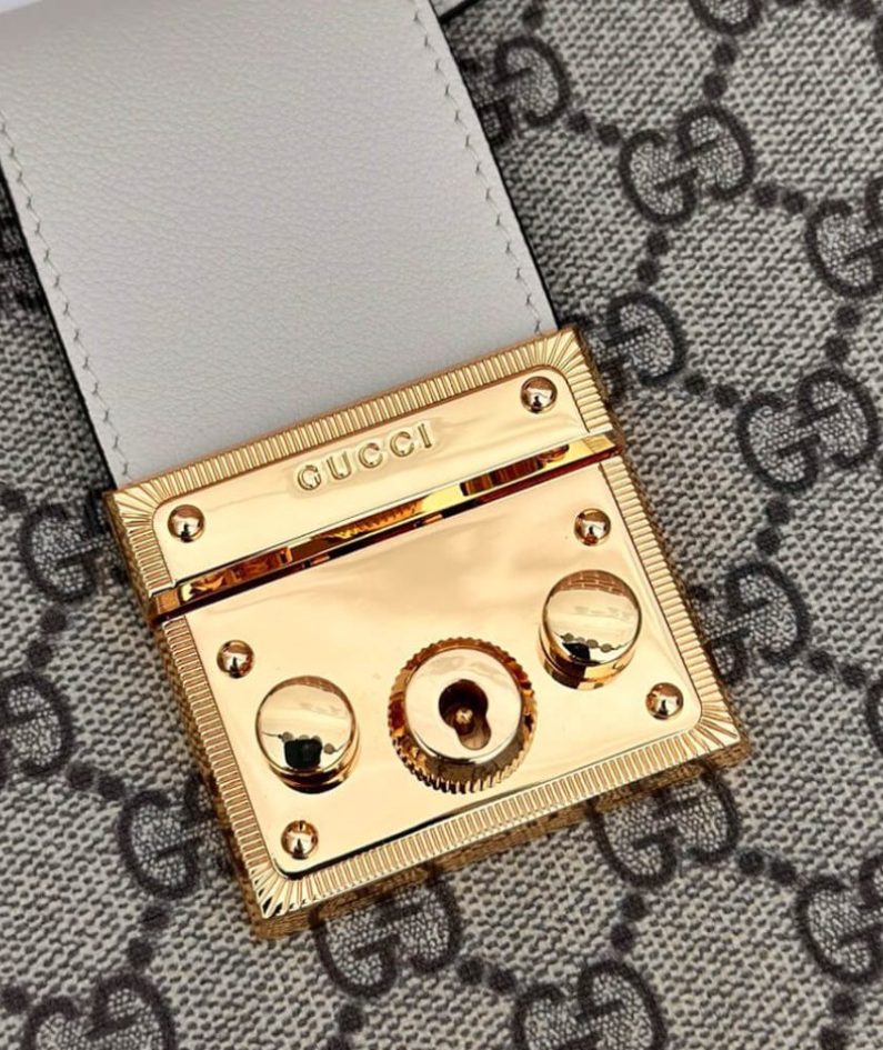 GUCCI PADLOCK GG MEDIUM SHOULDER BAG