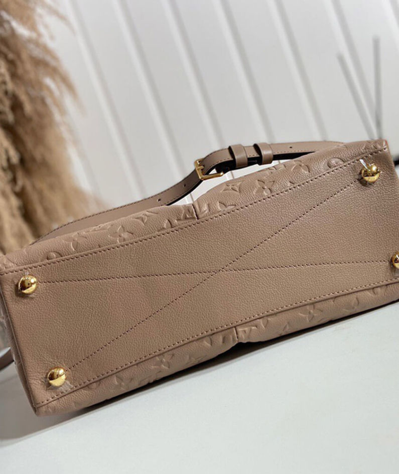 LV TOTE MM HANDBAG