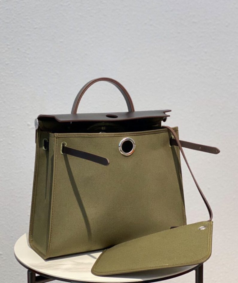 HERMES Herbag Zip 31 bag