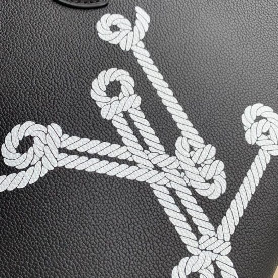 LV OnTheGo MM LV OnTheGo MM