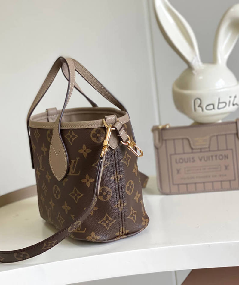 LV Neverfull Bandouliere Inside Out BB