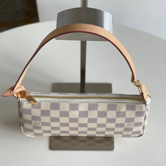 POCHETTE ACCESSORIES POCHETTE ACCESSORIES