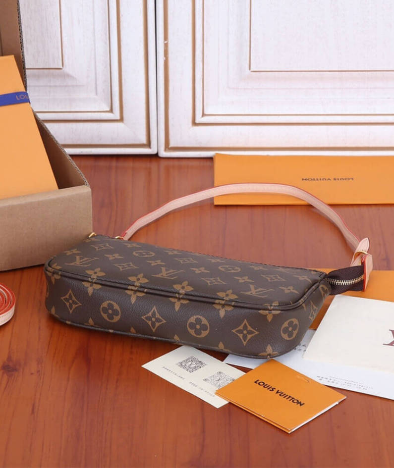 POCHETTE ACCESSORIES