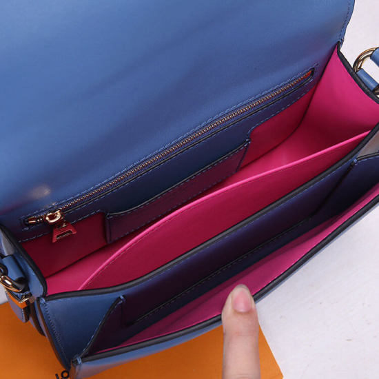 LV Pont 9 Handbag LV Pont 9 Handbag
