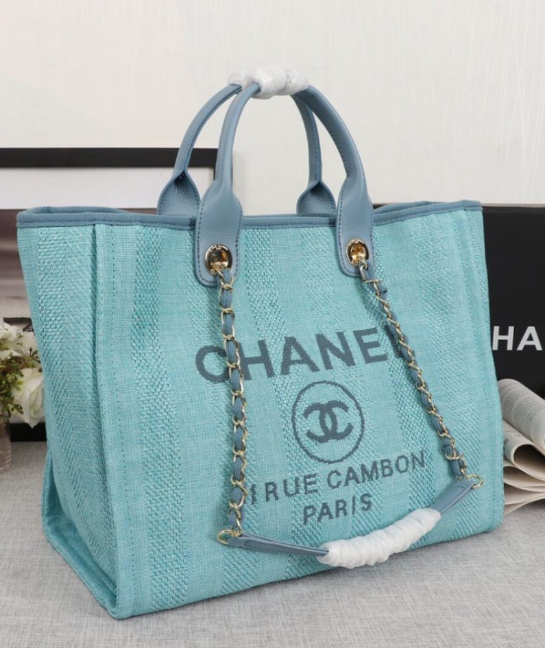 CHANEL Woven Straw Raffia Striped Medium Deauville Tote