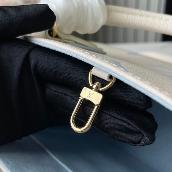 LV OnTheGo PM LV OnTheGo PM