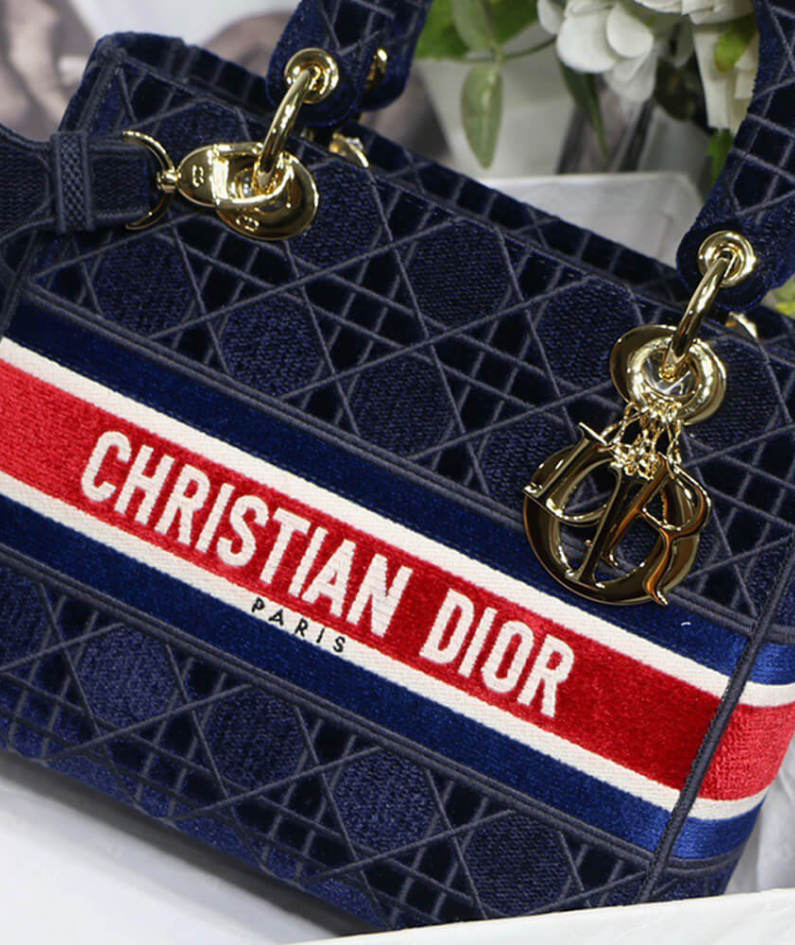 DIOR MEDIUM LADY D-LITE BAG