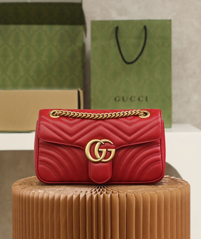 GG Marmont small matelasse shoulder bag