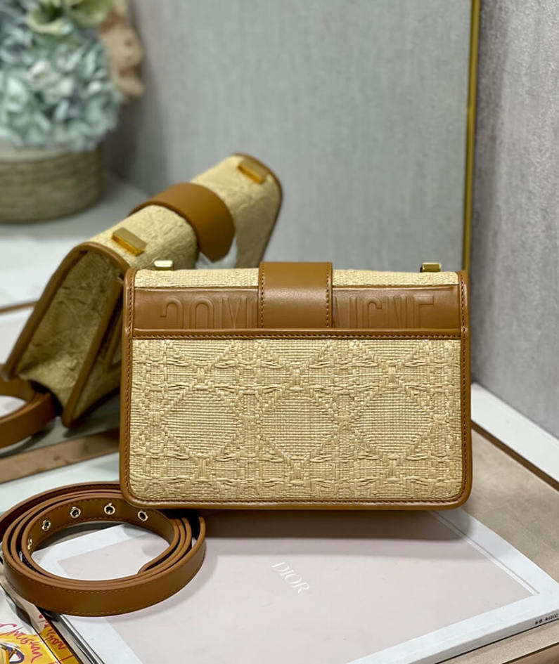 30 MONTAIGNE BAG