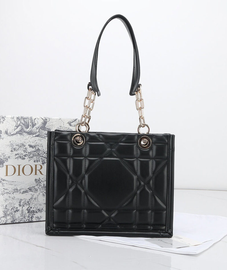 SMALL DIOR ESSENTIAL TOTE BAG