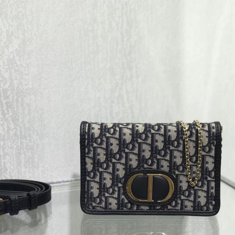 2-IN-1 30 MONTAIGNE POUCH