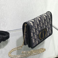 2-IN-1 30 MONTAIGNE POUCH