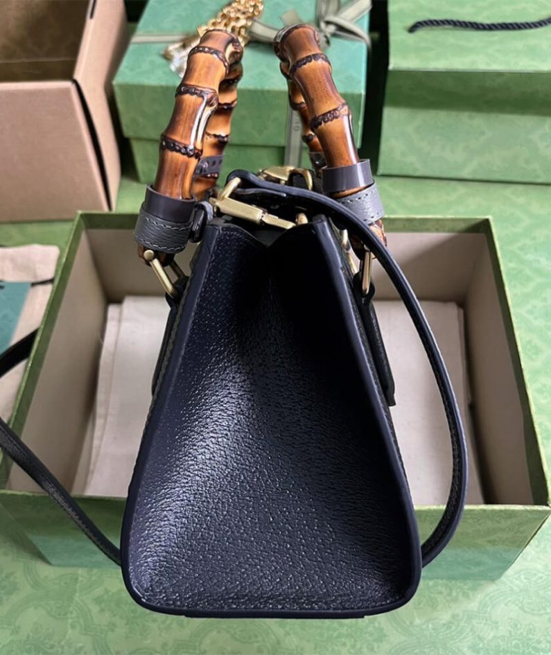 GUCCI DIANA SMALL SHOULDER BAG